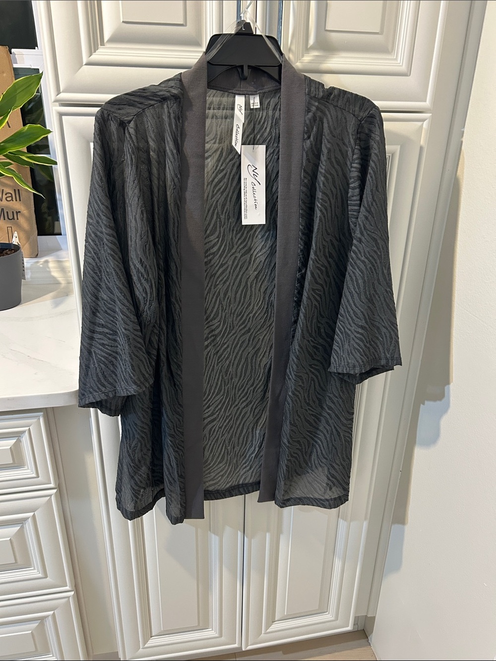 NY Collection Black Sheer Zebra-Textured Kimono Jacket